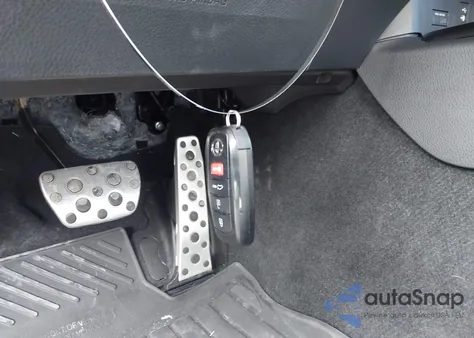 2025 Toyota Camry Se z USA, uszkodzony, nr VIN 4T1DBADK3SU523372